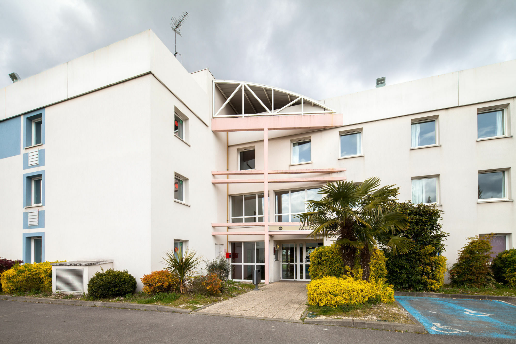 Hotel Beauvais 2*